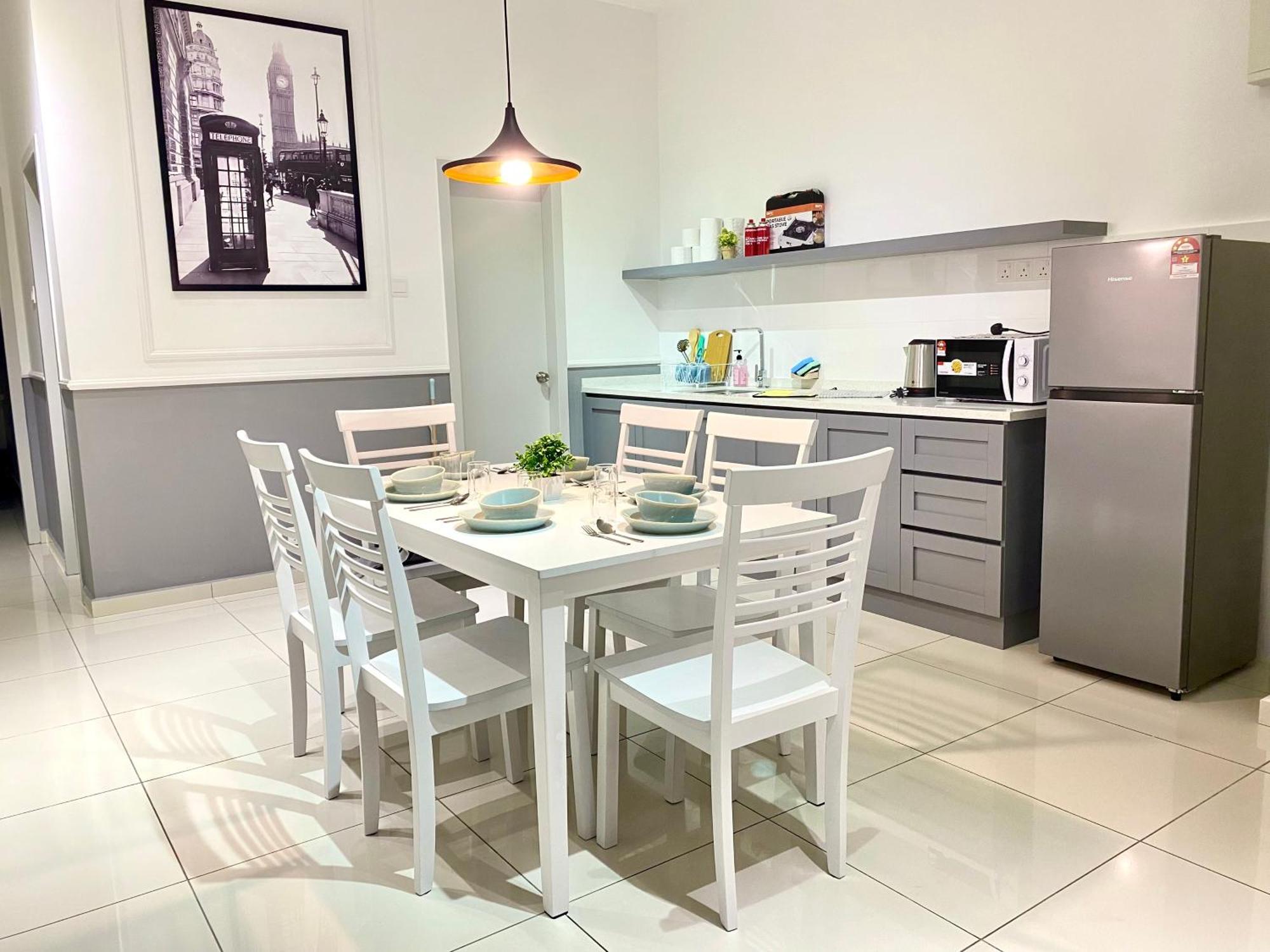 Decozy 8.0 Ipohtowncondo *