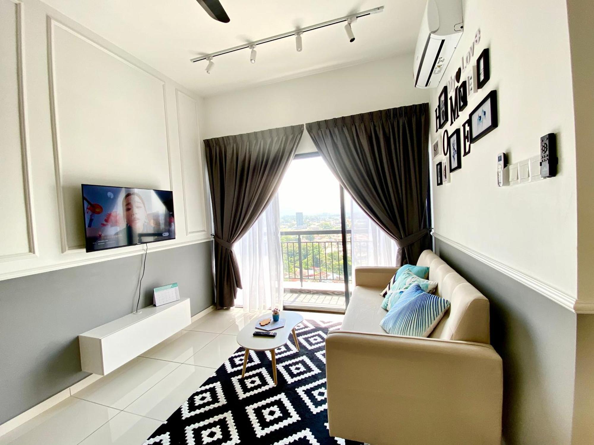 Decozy 8.0 Ipohtowncondo *